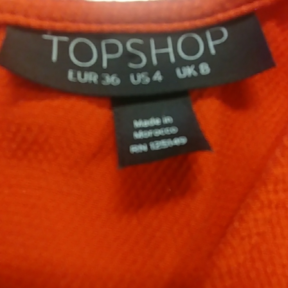 TopShopTextured Sleeveless Top - Picture 8 of 8